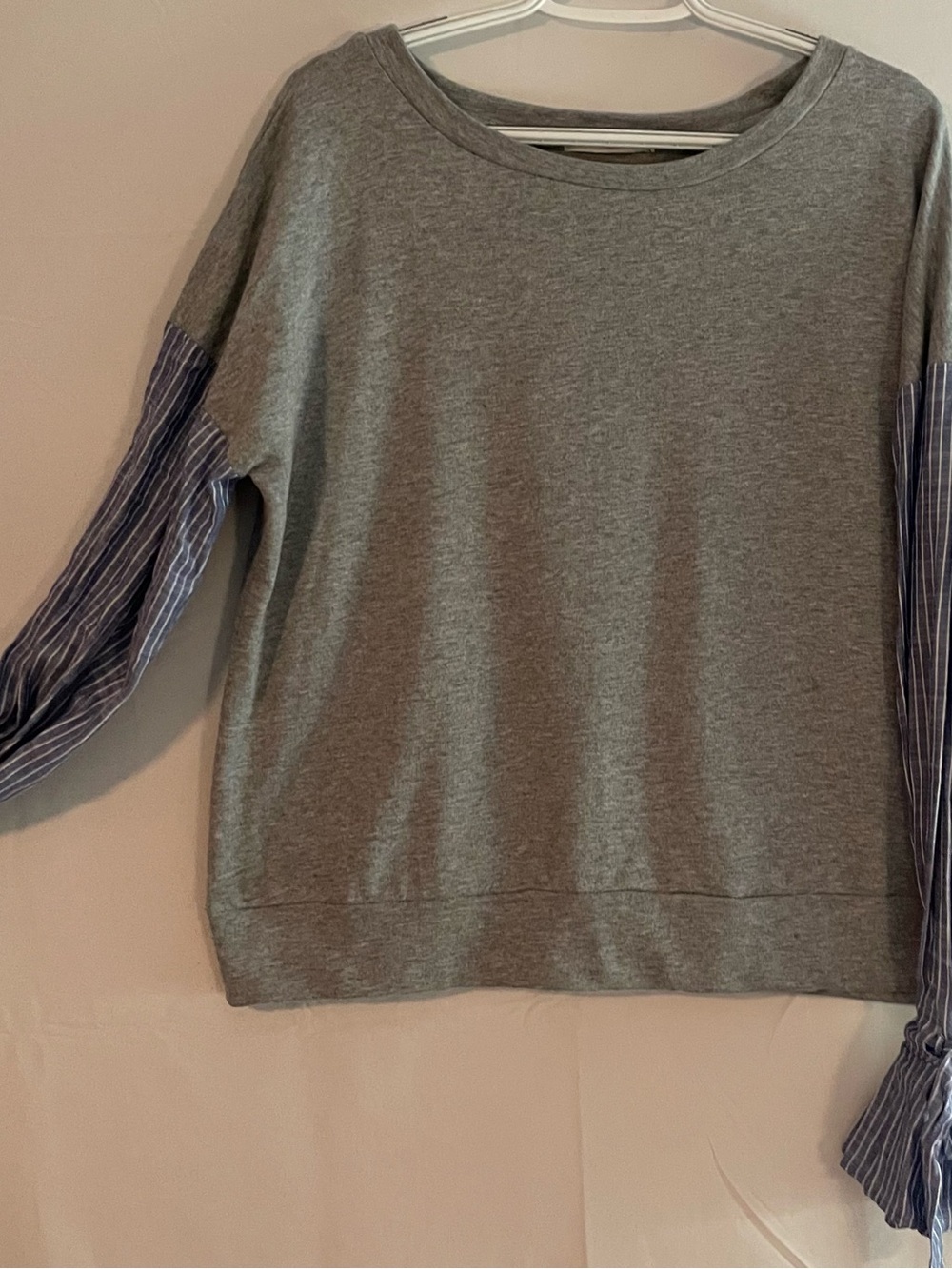Gray Crewneck Top with Striped Blue Sleeve Tie Detail